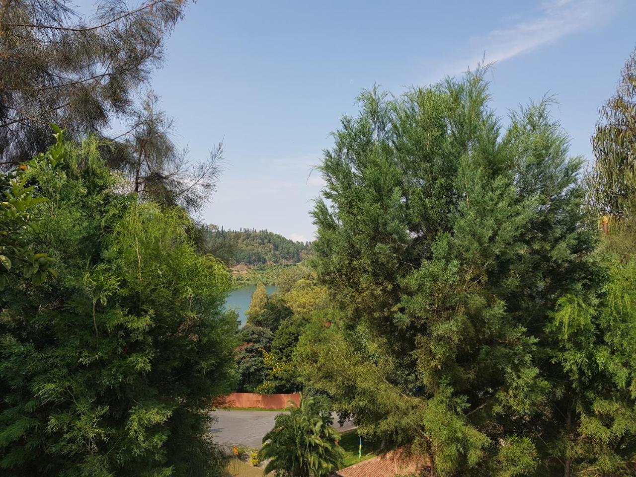 Rebero Kivu Resort Kibuye Экстерьер фото