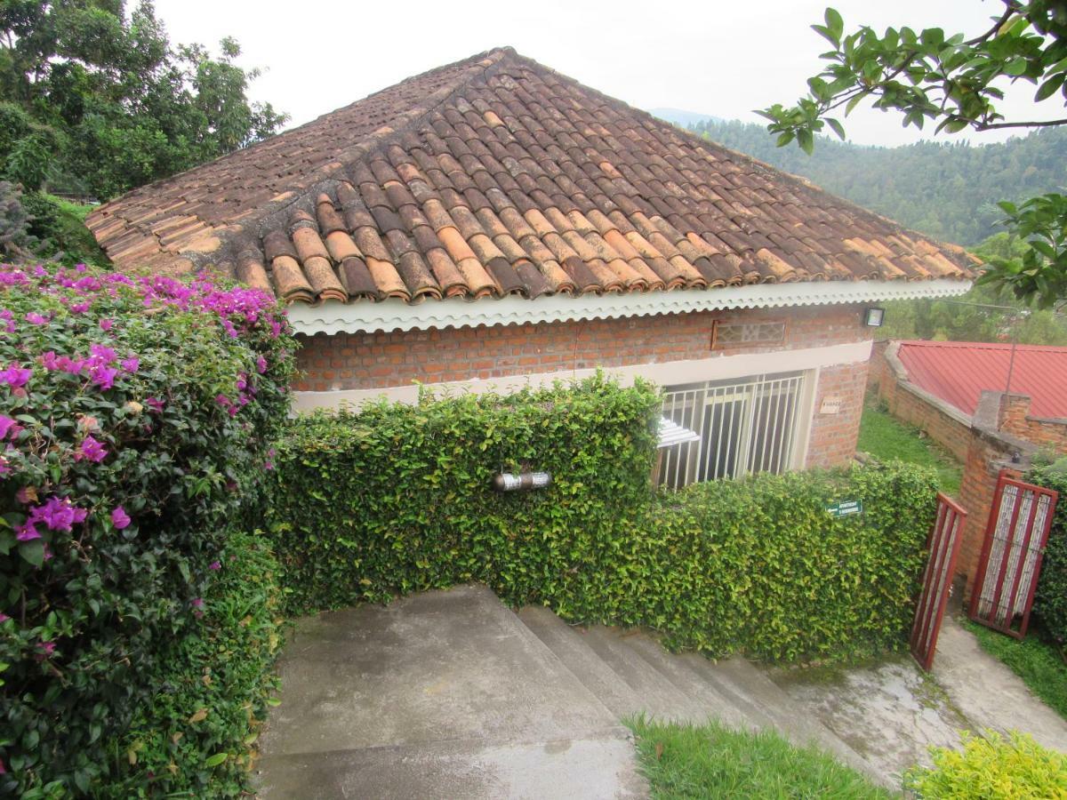 Rebero Kivu Resort Kibuye Экстерьер фото